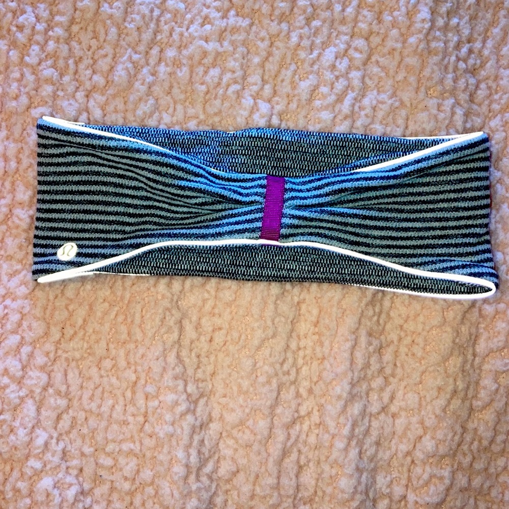 Head band grey and white